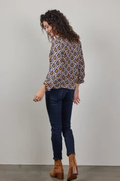 DiDi Blouse Nyssa in offwhite with cosmic dreams print- Blouses