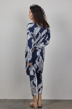 DiDi Comfy loose dress printed 3/4 in Darkblue met Dancing dots print- Jurken & Tunieken