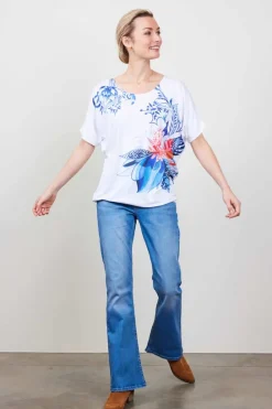 DiDi Loose tee Flow in white with Azur Fushion Panel print- T-shirts & Tops