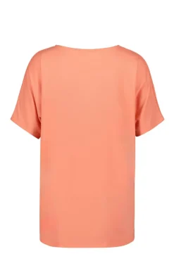 DiDi Loose V-tee Faye in Desert Flower- Basics | T-shirts & Tops