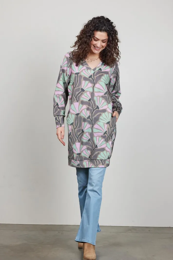 DiDi Sweat dress Chilly met Cosmic Flower print- Truien & Vesten | Sweaters