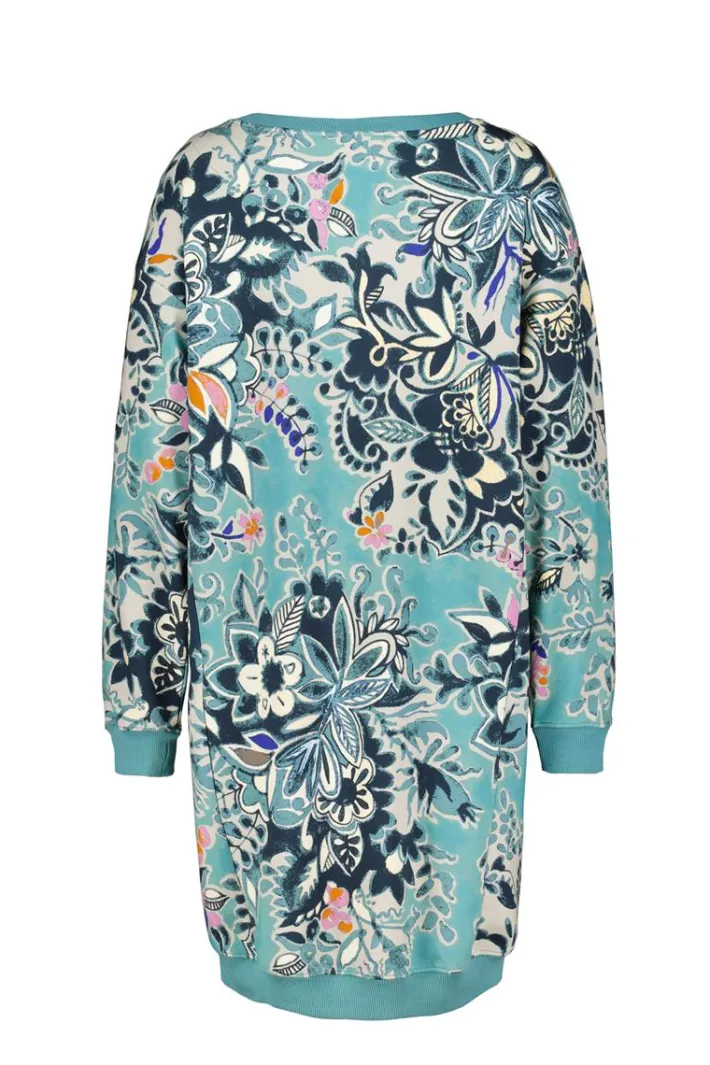 DiDi Sweat dress Lou in licht groen met Flora Fantasy print- Truien & Vesten | Sweaters