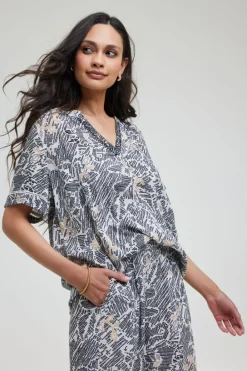 DiDi Top Ayanna Pixel print- Blouses