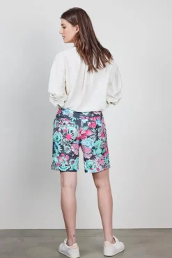 DiDi Travel Bermuda Urban in dark shadow in Floral Medley print- Korte Broeken | Travel