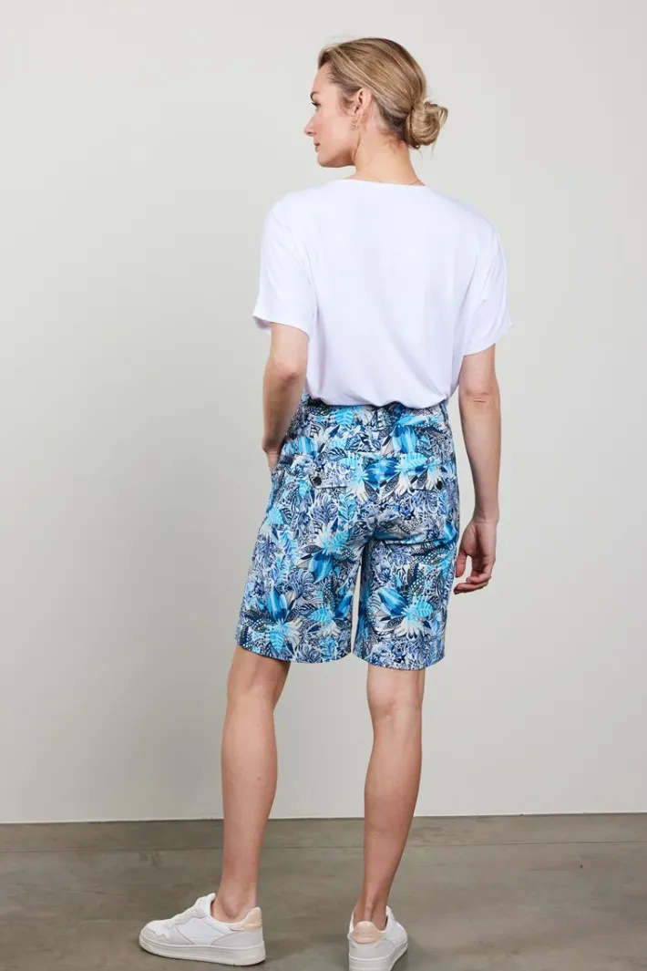DiDi Travel bermuda Urban in offwhite with blue Azur Fusion print- Travel | Korte Broeken
