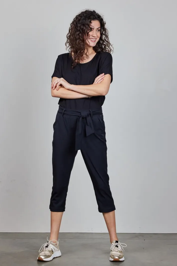 DiDi Travel capri Journal in black- Travel | Korte Broeken