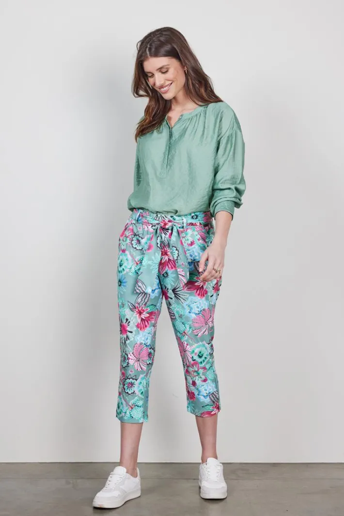 DiDi Travel capri Journal in de granite green with Floral Medley print- Travel | Korte Broeken