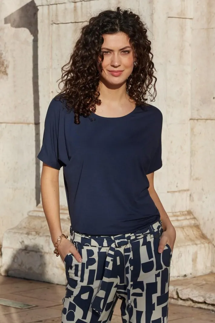 DiDi Travel capri Journal in dark blue with Galaxy print- Travel | Korte Broeken