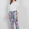 DiDi Travel capri Journal print in dark shadow with Floral medley print- Travel | Korte Broeken
