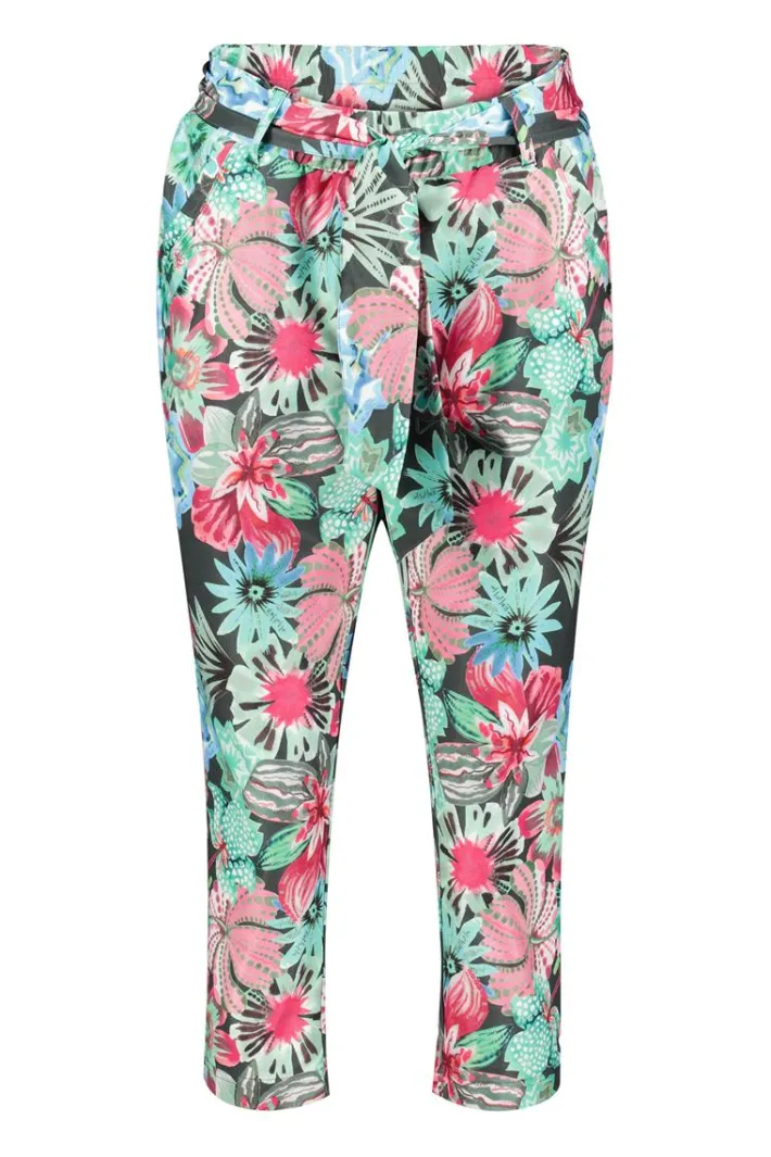 DiDi Travel capri Journal print in dark shadow with Floral medley print- Travel | Korte Broeken