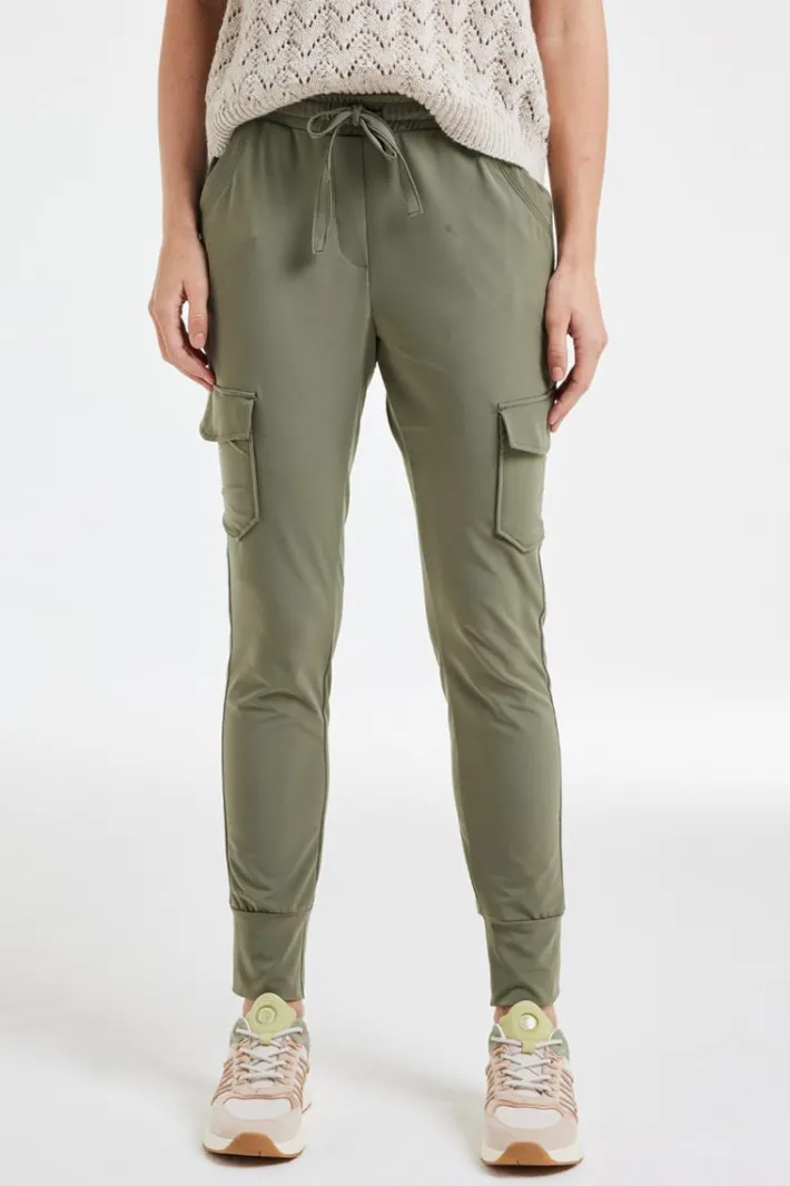 DiDi Travel pants Dash in dusty olive- Travel | Lange Broeken