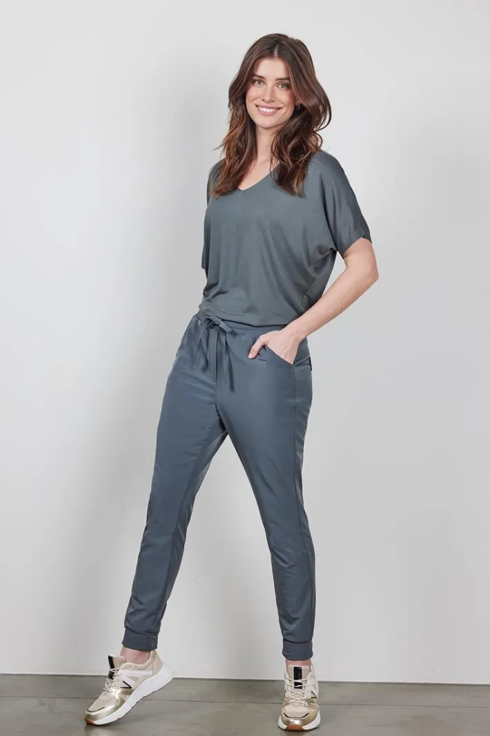 DiDi Travel pants Flying in dark shadow grey- Travel | Lange Broeken