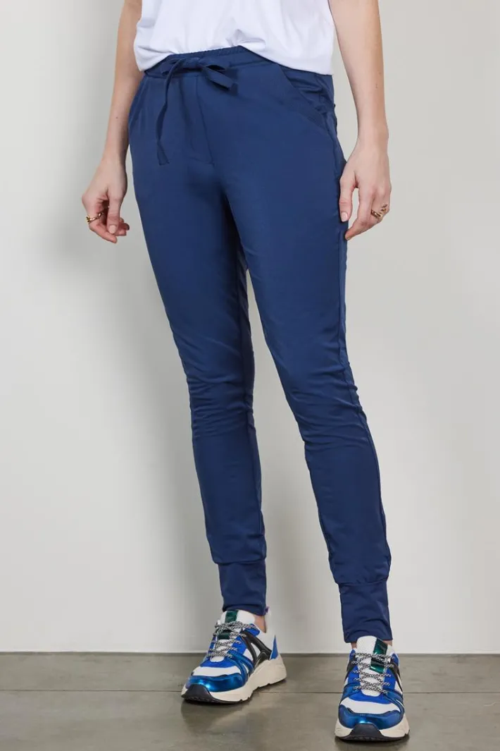 DiDi Travel pants Flying in dark blue- Travel | Lange Broeken