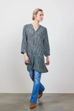 DiDi Tunic Chill in granite green with dots in a row print- Jurken & Tunieken